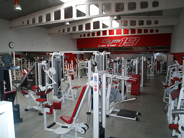 15-Gym-19-Low-Cost-1090.jpg