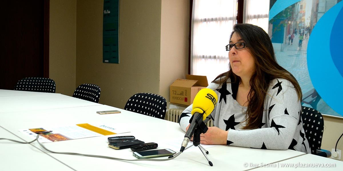 Olga Risueño durante la rueda de prensa