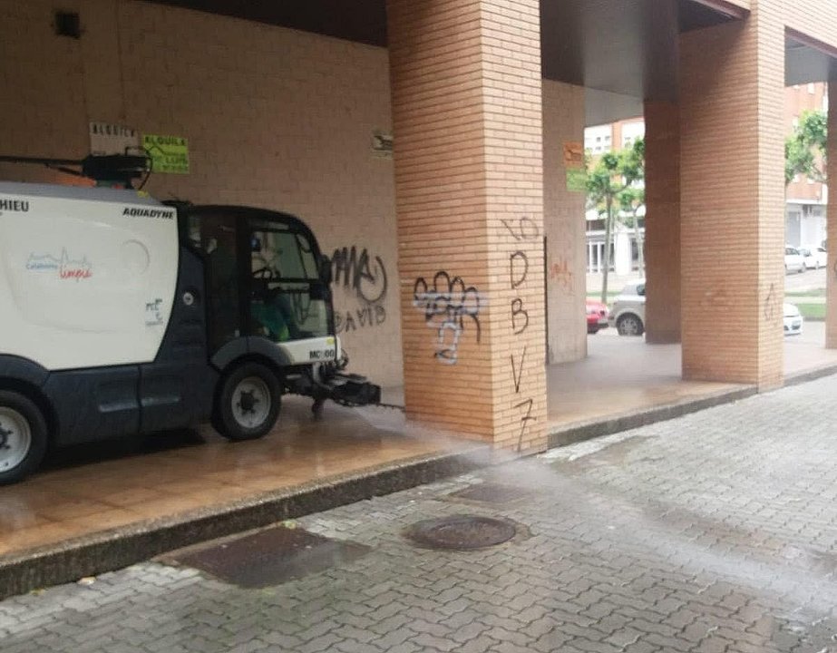 Limpieza de calles en Calahorra