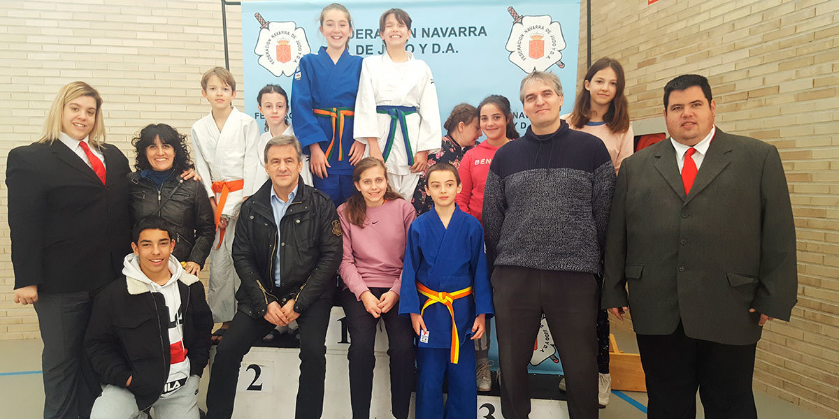 Equipo femenino alevín de judo Shogun