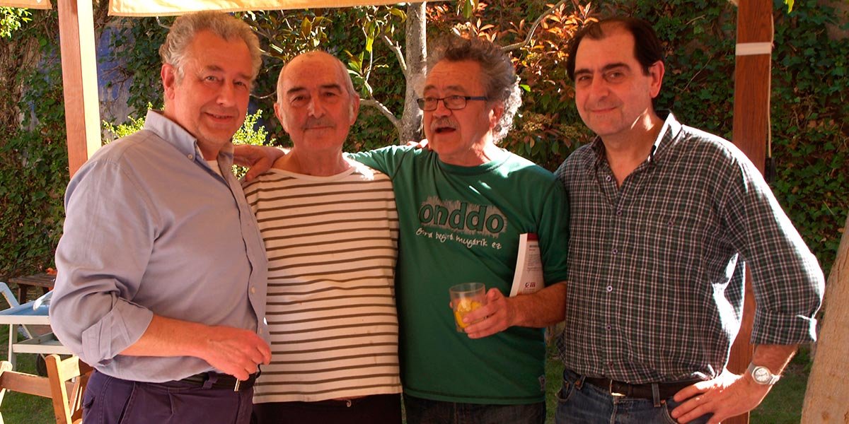 Fito Jiménez (2º por la derecha) en una quedada antinuclear en casa del ya fallecido Mario Gaviria en abril de 2014
