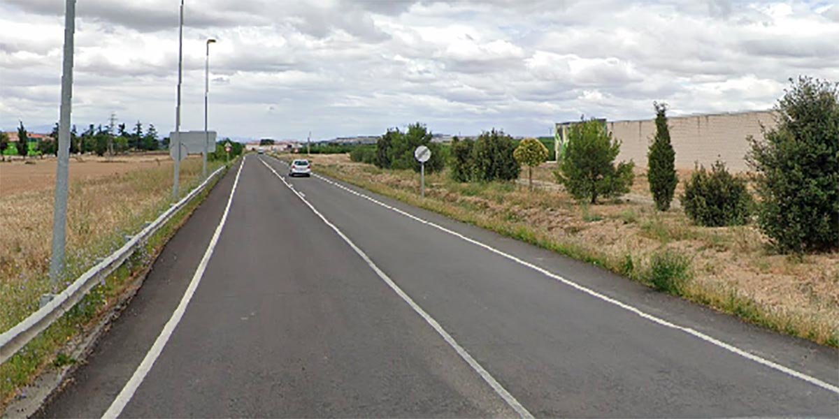 Carretera N-134 en el término municipal de Cadreita