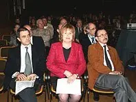 1208156253.jpg