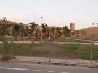 1220426386.jpg