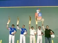1233743470.jpg