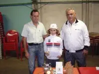 1256112329.jpg