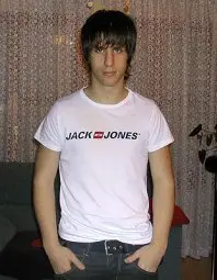1266395445.jpg