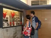 1280906511.jpg