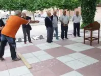 1285745412.jpg