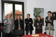 1301470678.jpg