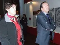 1303895773.jpg
