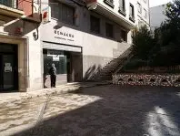1334735703.jpg