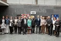 1335942452.jpg