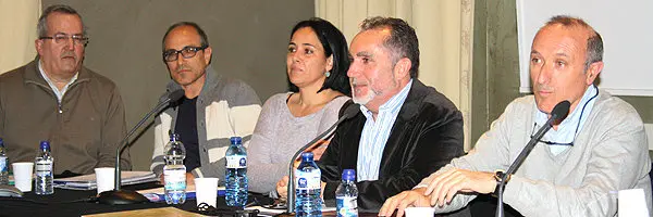 mesa-redonda-San-Nicol&aacute;s-WEB.jpg