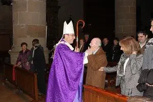 12-Jos&eacute;-Azagra-sacrist&aacute;n-de-Cintru&eacute;nigo-1070-300x200.jpg