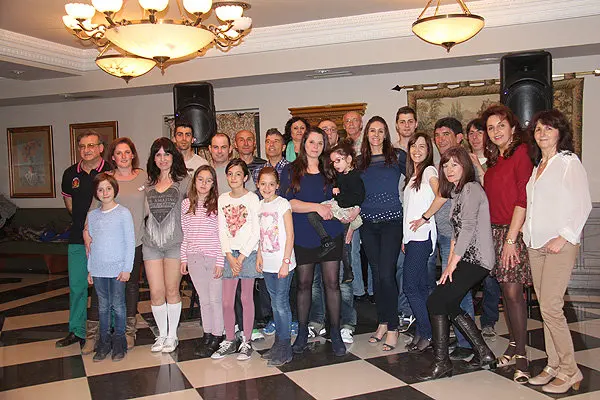 13-Alexia-con-su-madre-y-colaboradores-1070.jpg