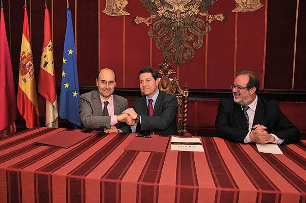 10-Convenio-Ágreda-y-Toledo-firma-1071.jpg