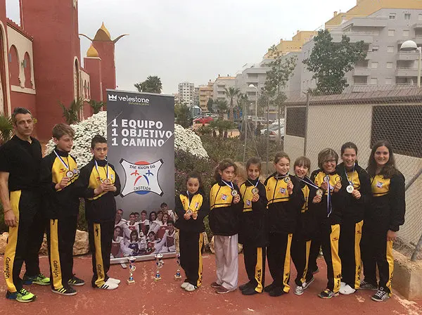 Portada-27-Pleno-de-la-Escuela-de-Taekwondo-de-Castej&oacute;n-1071.jpg