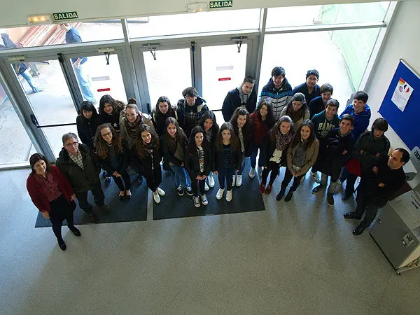 9-Estudiantes-alfare&ntilde;os-de-pr&aacute;cticas-en-la-Universidad-1075.jpg