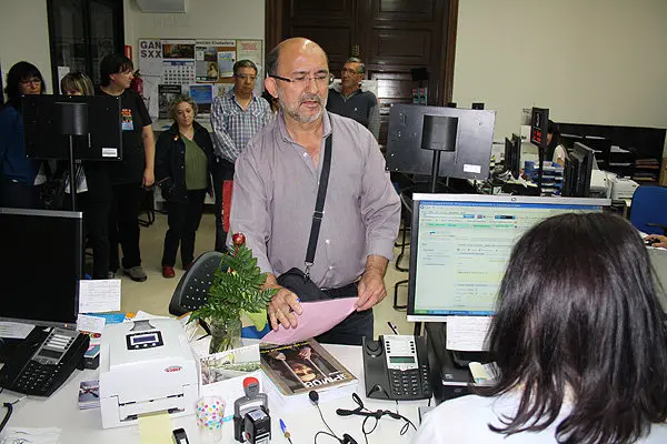 8-Entrega-firmas-autob&uacute;s-hospital-1076.jpg