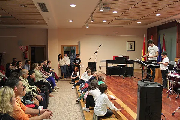 12-Escuela-de-M&uacute;sica-de-Alfaro-1079.jpg