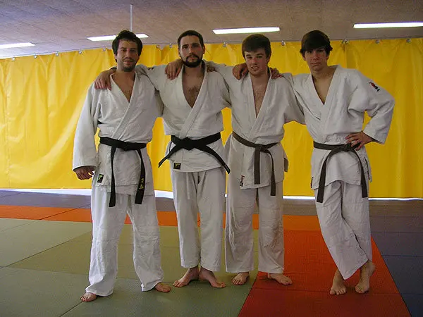 21-&Aacute;lvar-Serrano-Sergio-P&eacute;rez-y-compa&ntilde;eros-1081.jpg