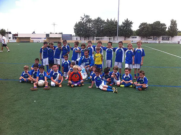 Portada-29-Fin-de-Curso-Escuela-de-f&uacute;tbol-de-Murchante-1085.jpg