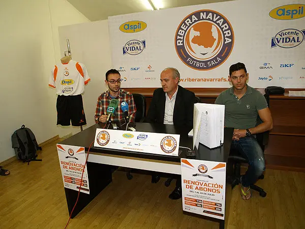29-Aspil-Vidal-Ribera-Navarra-Presentaci&oacute;n-nueva-temporada-con-F&eacute;lix-Romano-1085.jpg