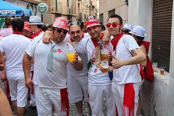 24-Alcohol-en-Fiestas-1087.jpg