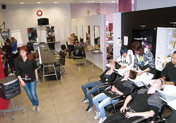 11-Peluquer&iacute;a-Pivot-Point-1090.jpg