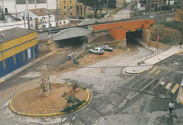 25-Monumento-a-la-jota-abril-2000-1094.jpg