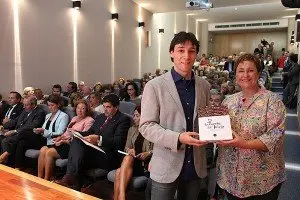 4-Presentaci&oacute;n-Libro-de-la-Catedral-en-Madrid-con-Carasus&aacute;n-y-Aldanondo-1095-300x200.jpg