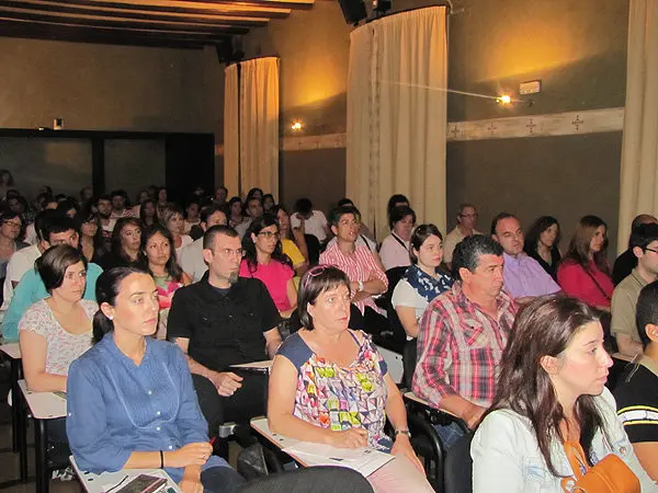 9-UNED-Jornada-de-bienvenida-10951.jpg