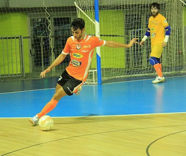 10-Rubi-conduciendo-el-bal&oacute;n-1096.jpg