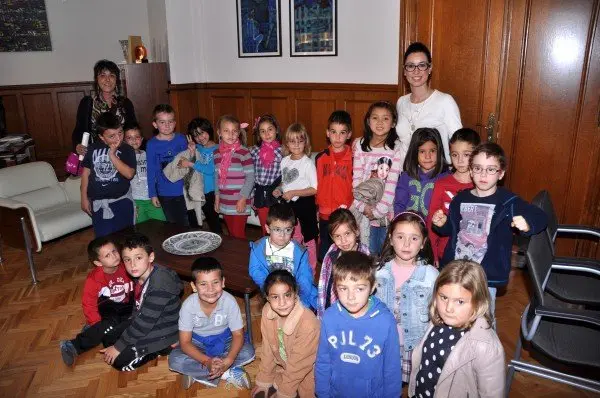 13-Visita-escolares-de-Ejea-al-Ayuntamiento-1098.jpg
