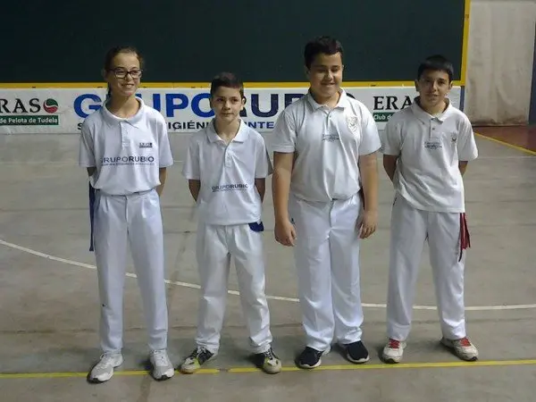 14-Club-Eraso-de-Pelota-1100.jpg