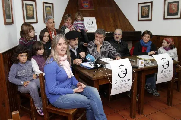 11-Premio-Olentzero-Grupo-de-Danzas-1100.jpg