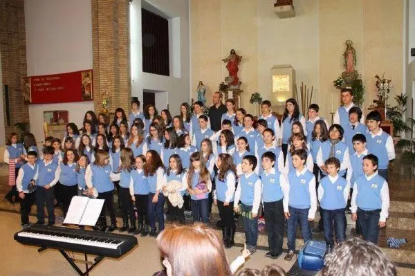 7-Coro-Infantil-Griseras-1102.jpg