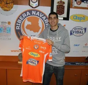 13-Rub&eacute;n-Orb&aacute;ez-Aspil-Vidal-1108-300x288.jpg