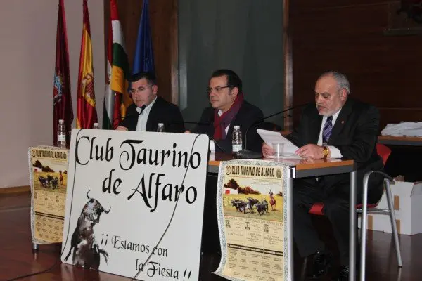 11-Conferencias-taurinas-Alfaro-1111.jpg