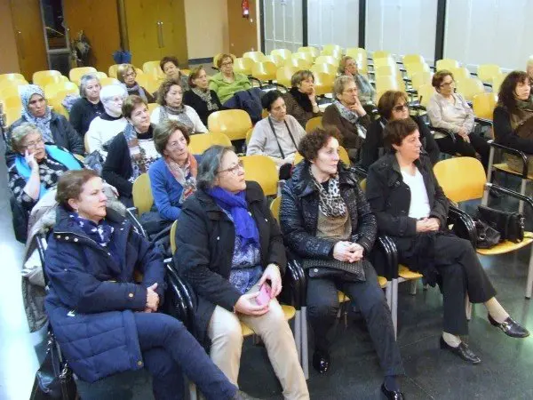10-Asamblea-de-Mujeres-de-Castej&oacute;n-1111.jpg