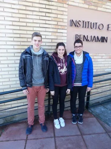 31-Tres-alumnos-optan-a-Mejor-Expediente-Acad&eacute;mico-de-Espa&ntilde;a-1112.jpg