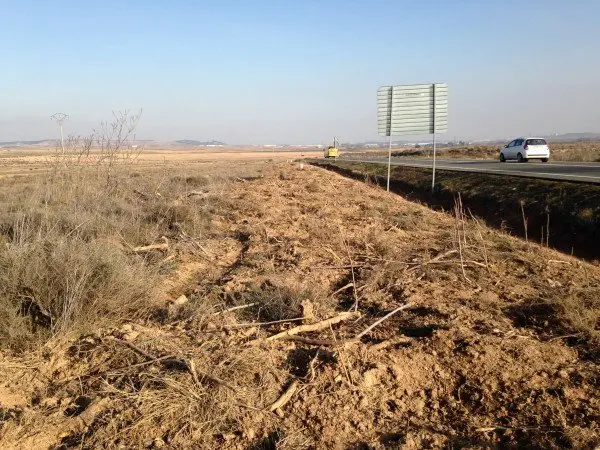 3-Destrozos-en-las-limpiezas-de-carreteras-1114.jpg