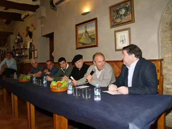 26-Mesa-redonda-verduras-de-invierno-1114.jpg