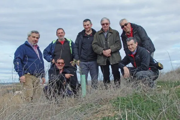 27-Dia-del-arbol-Urzante-2015-1115.jpg