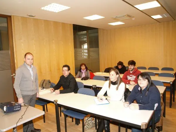 30-Taller-de-emprendedores-C&aacute;mara-Navarra-1116.jpg
