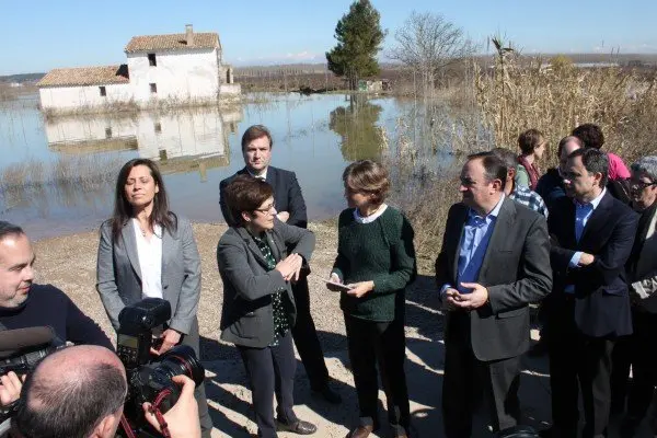 16-Visita-de-la-ministra-Garc&iacute;a-Tejerina-a-Alfaro-1116.jpg