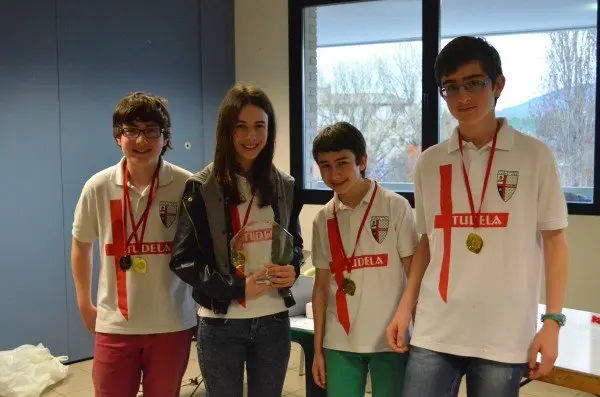 12-Club-ajedrez-Santa-Ana-sub-14-Campeones-de-Navarra-1120.jpg