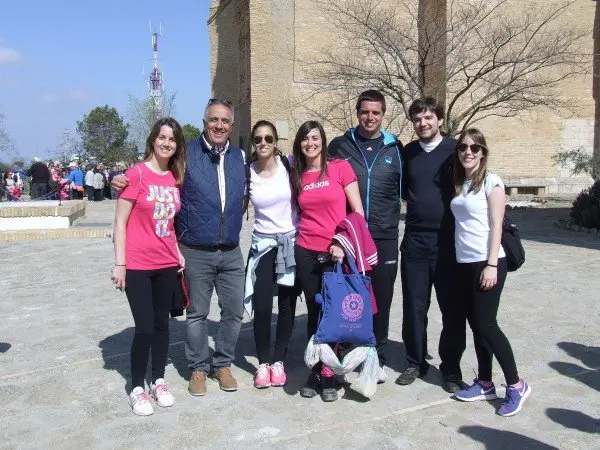 11-Romer&iacute;a-a-la-Ermita-del-Yugo-grupo-1120.jpg