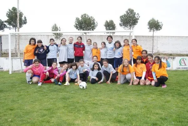 23-Torneo-alev&iacute;n-Justo-y-Pastorequipos-final-femenina-1122-.jpg